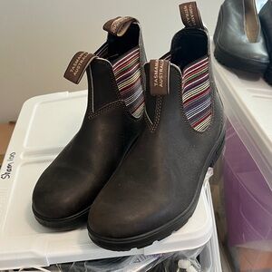 Blundstone Women’s Brown Boots with Colorful Stripes